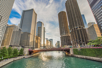 Fototapeta na wymiar Northern Chicago River Riverwalk on North Branch Chicago River in Chicago, Illinois