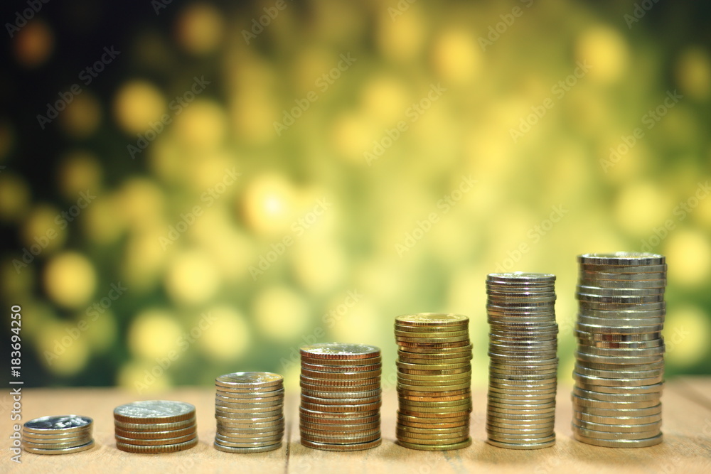 Poster coin stack in increasing chart graph pattern. business growth concept. yellow orange glittering ligh