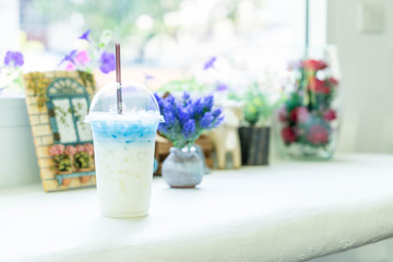 butterfly pea juice with milk