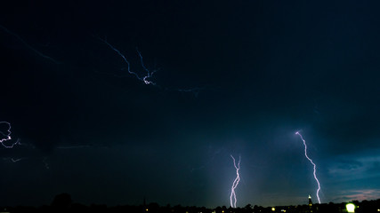 lightning in Melbourne (2)