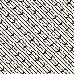 Seamless pattern with hand drawn brush strokes. Ink doodle grunge illustration. Geometric vector pattern.