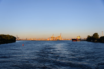Fototapeta premium Entrance to port of Saint-Petersburg