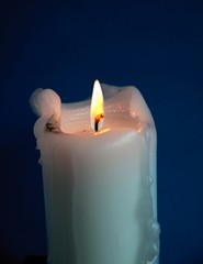 burning candel at nigcht