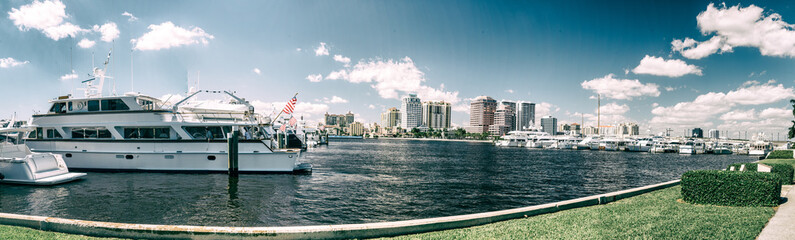 Naklejka premium Panoramic view of West Palm Beach - Florida