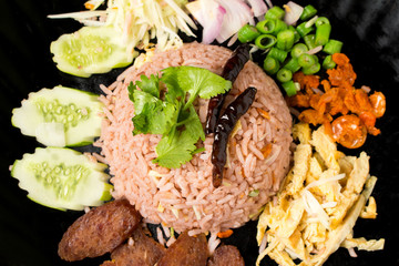 Kao Klook Ga-pi (Rice Mixed with Shrimp paste) closeup