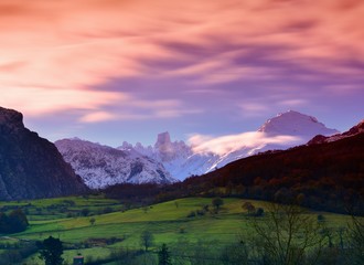 Fototapeta premium Naranjo de Bulnes (known as Picu Urriellu) in Picos de Europa National Park.