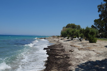 Morze z falami na Greckiej wyspie Kos