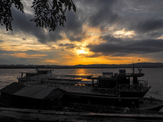 Fototapeta na wymiar Boats on the Irrawaddy