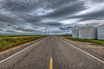 Fototapeta premium Farm Country road