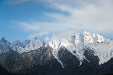 Fototapeta na wymiar snow mountain against a blue sky