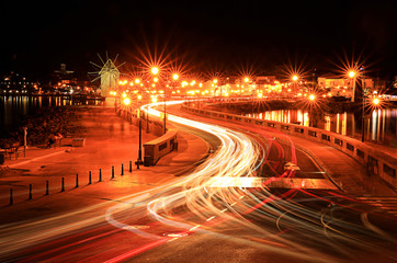 Traffic and light paths from vehicles