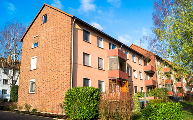 Mehrfamilienhaus