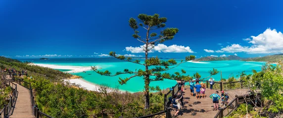 Foto auf Acrylglas Whitehaven Beach, Whitsundays-Insel, Australien WHITSUNDAYS, AUS - 22. SEPTEMBER 2017: Aussichtspunkte über Whitehaven Beach auf den Whitsunday Islands, Queensland, Australien