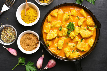Chicken curry in frying pan