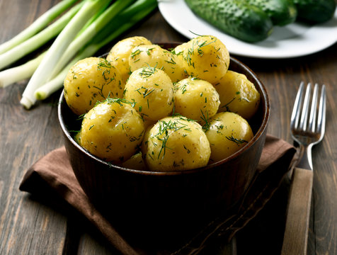 New boiled potatoes with dill