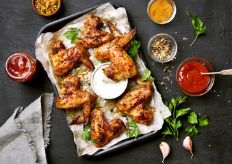 Grilled chicken wings, top view