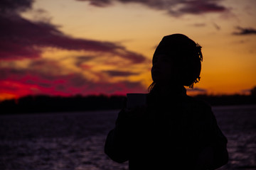 Fototapeta premium red sky sunset water beach bedouin