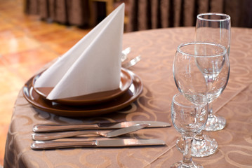 restaurant laid table