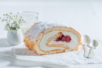 Delicious meringue cake made of fresh strawberry