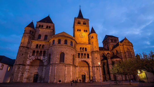 4K Timelapse of the Cathedral of Trier, Germany