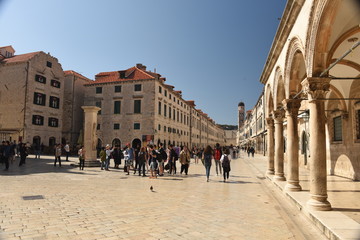 Recorrida por la ciudad anticúa y casco histórico de Dubrovnik, Croacia
