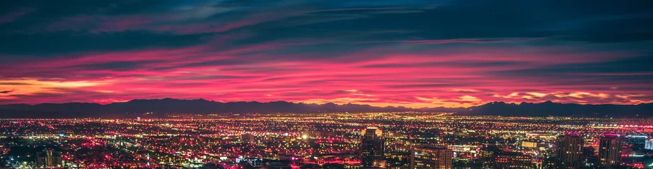 Fotobehang vroege ochtendzonsopgang boven Valley of Fire en Las Vegas © digidreamgrafix