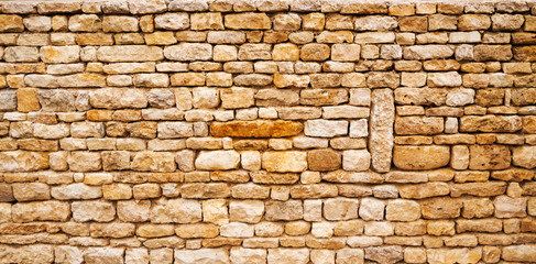 mur en pierres sèches