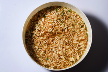 Instant noodles are easy to eat.
