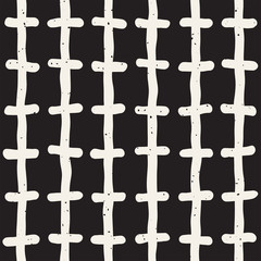 Hand drawn style seamless pattern. Abstract geometric tiling background in black and white. Vector doodle line lattice