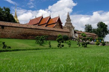 Wat Pratat Lampang Luang.
