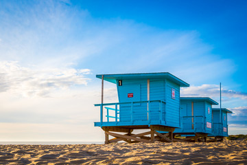 Montaguard houses on beach