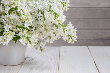 An image of all the branches of lilac.