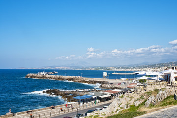 Fototapeta na wymiar Hafen von Rethimnon auf der Insel Kreta