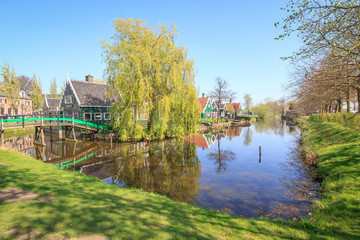 Fototapeta na wymiar le village de Zaanse Schans