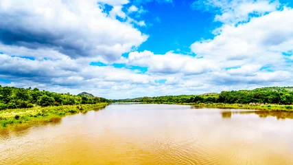 Foto op Canvas The Olifants River near Kruger Park and Phalaborwa on the border between Limpopo and Mpumalanga Provinces in South Africa © hpbfotos