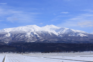 冬晴れの鳥海山　Winter sunny Mt.Chokai / Yuzamachi, Yamagata, Japan	