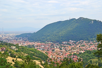 Fototapeta na wymiar View of Brasov city in the valley, Romania