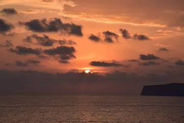 Naklejka na ściany i meble Sonnenaufgang an der Costa de Tramuntana auf Formentera