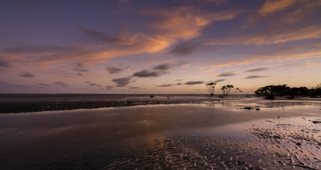 Fototapeta na wymiar Beachmere sunset