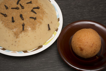 Natilla y buñuelos, traditional Colombian