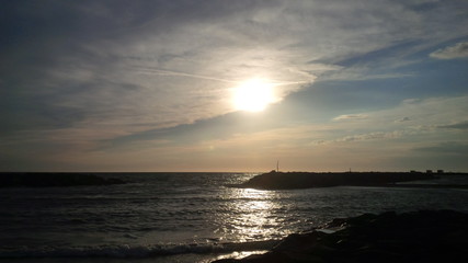 riflessi di luce sul mare