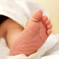 newborn  pink heel