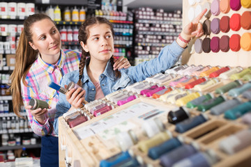 Fototapeta premium Family shopping art paints