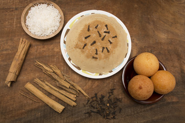 Natilla y buñuelos, traditional Colombian