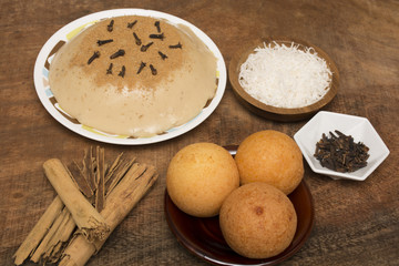 
Natilla y buñuelos, traditional Colombian