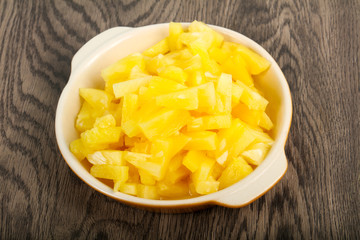 Canned pineapple