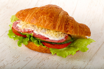 Croissant with salami