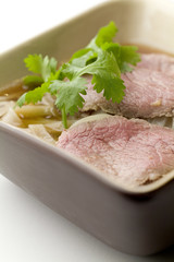 sopa tailandes Kuai tiao neau con carne 