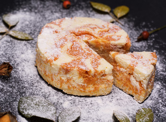 round cheesecake with pumpkin