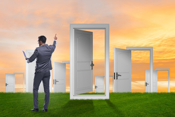 Fototapeta premium Businessman facing many business opportunities